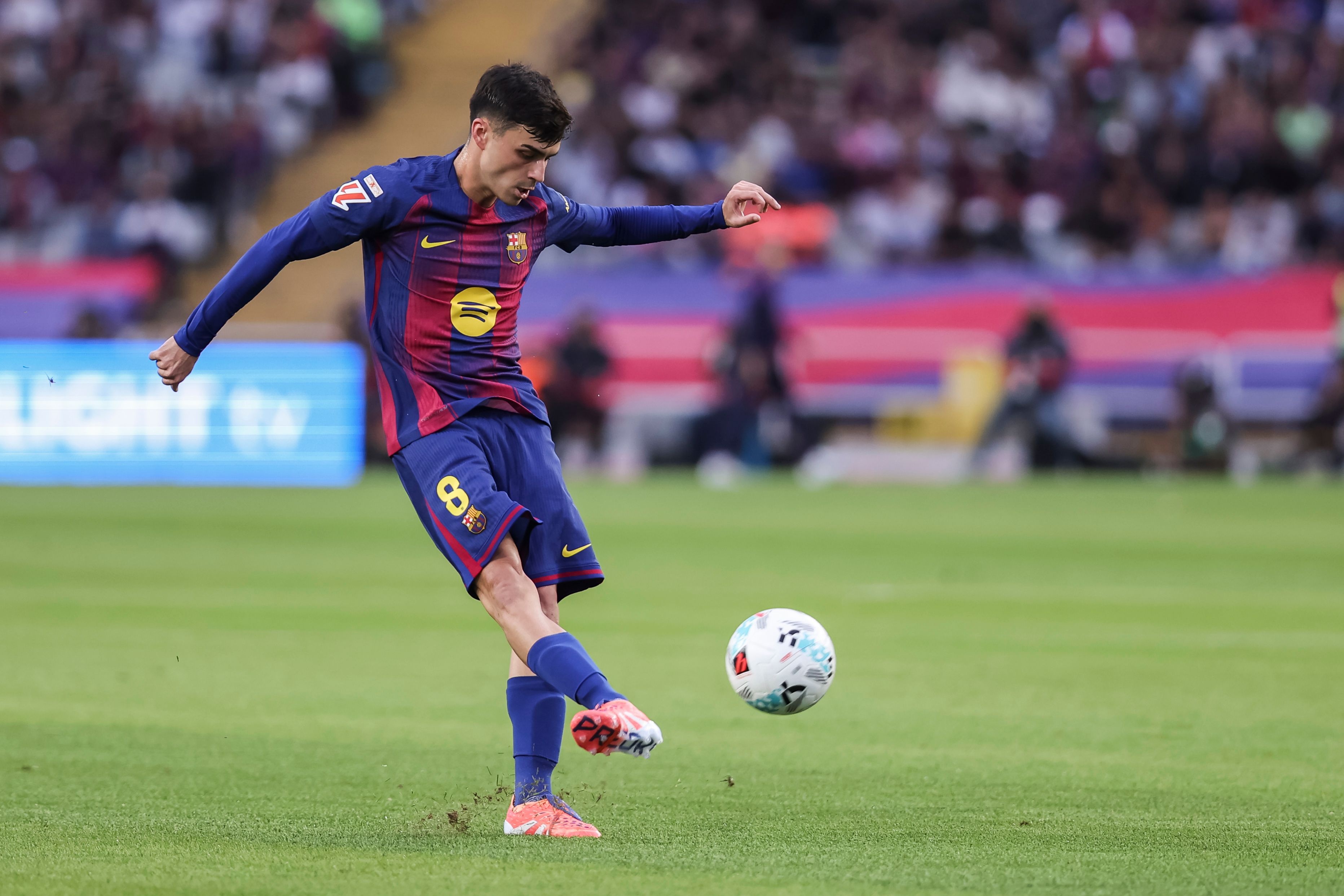 开云官网APP-塞尔电台：佩德里在比赛中感到腿筋撕裂，明天他将接受检查