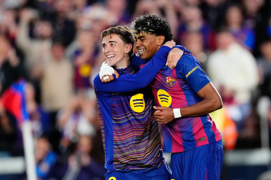 [图]亚马尔1射2传费兰双响 巴萨4-1轻取西班牙人