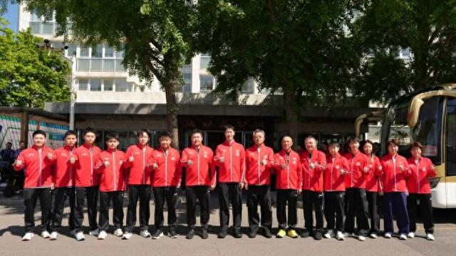 冲冠难度高！王楚钦孙颖莎领衔新老组合，国乒“梦之队”出征伦敦世乒赛|中国男队|世界乒乓球锦标赛|洛杉矶奥运会|林诗栋|周启豪_新浪体育_新浪新闻